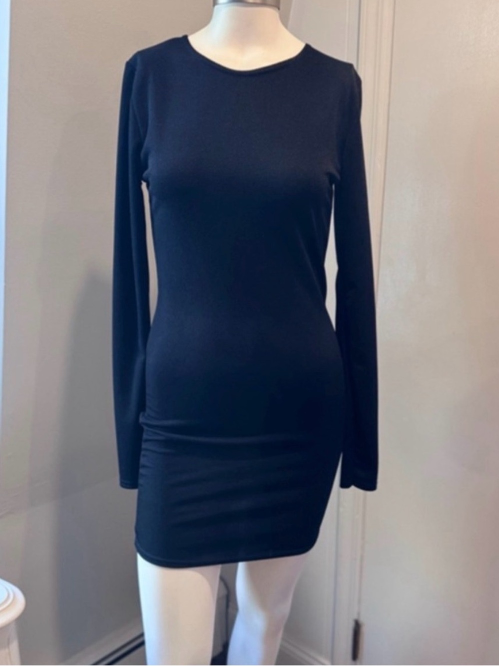 NWT Pretty Little Thing| Black Long Sleeve Bodycon Dress Size 6‎
